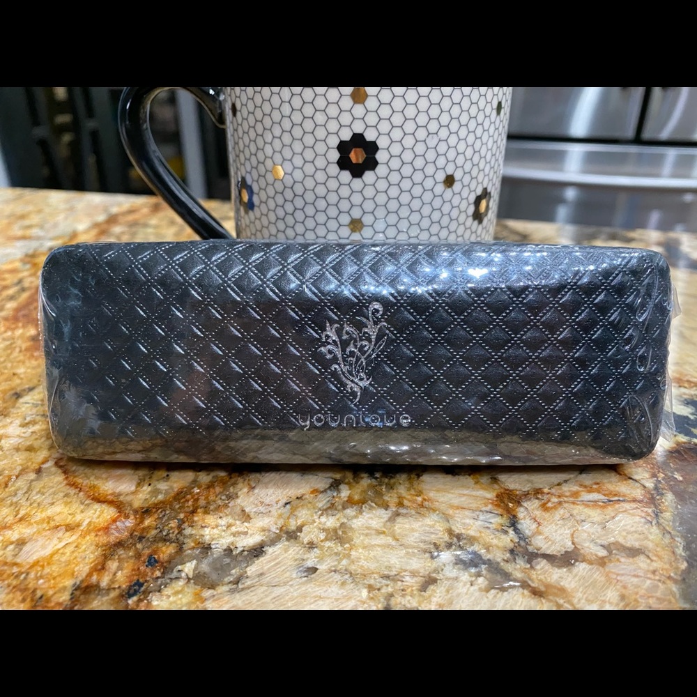 Younique moodstruck 3D fiberlashes